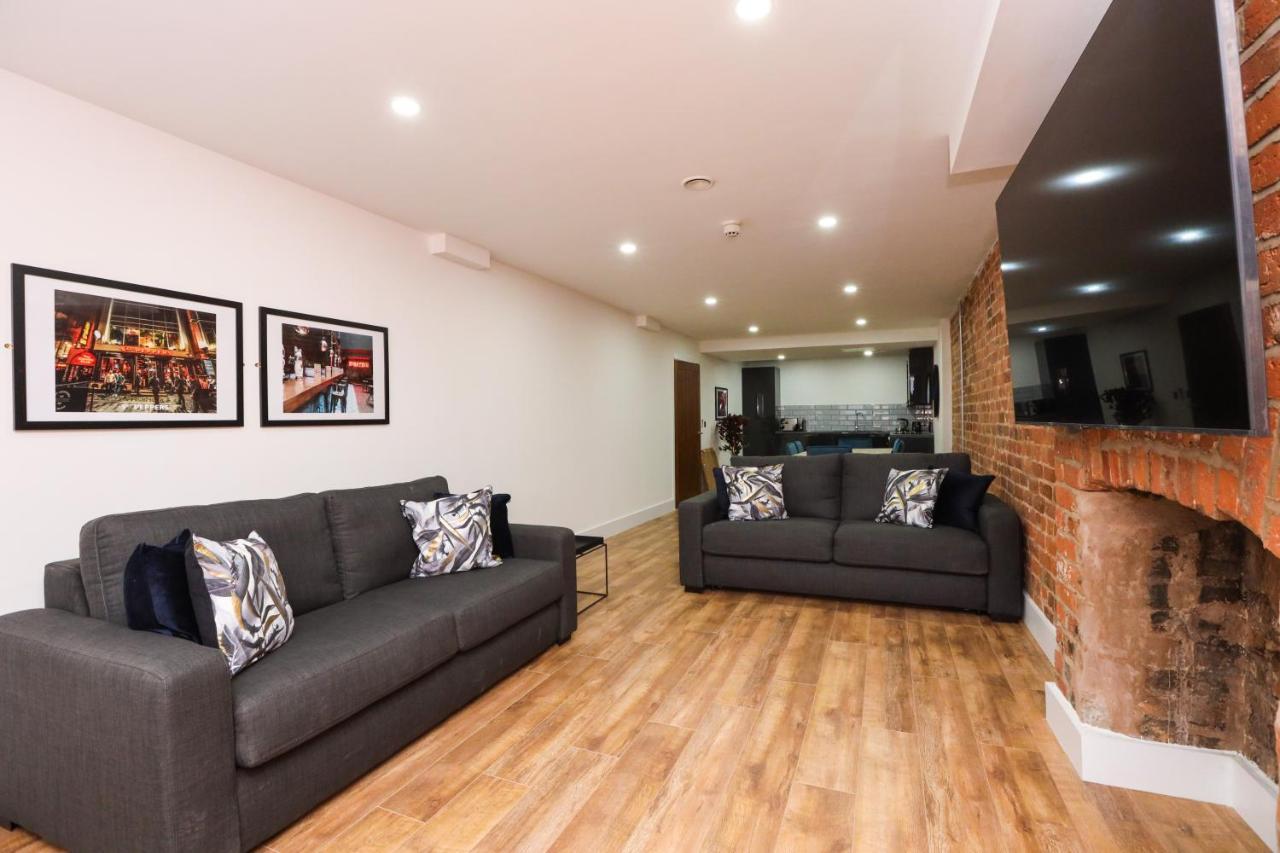 Concert Square Apartments By Happy Days Liverpool Bagian luar foto