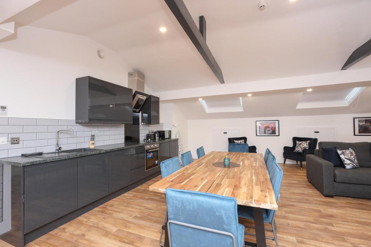Concert Square Apartments By Happy Days Liverpool Bagian luar foto