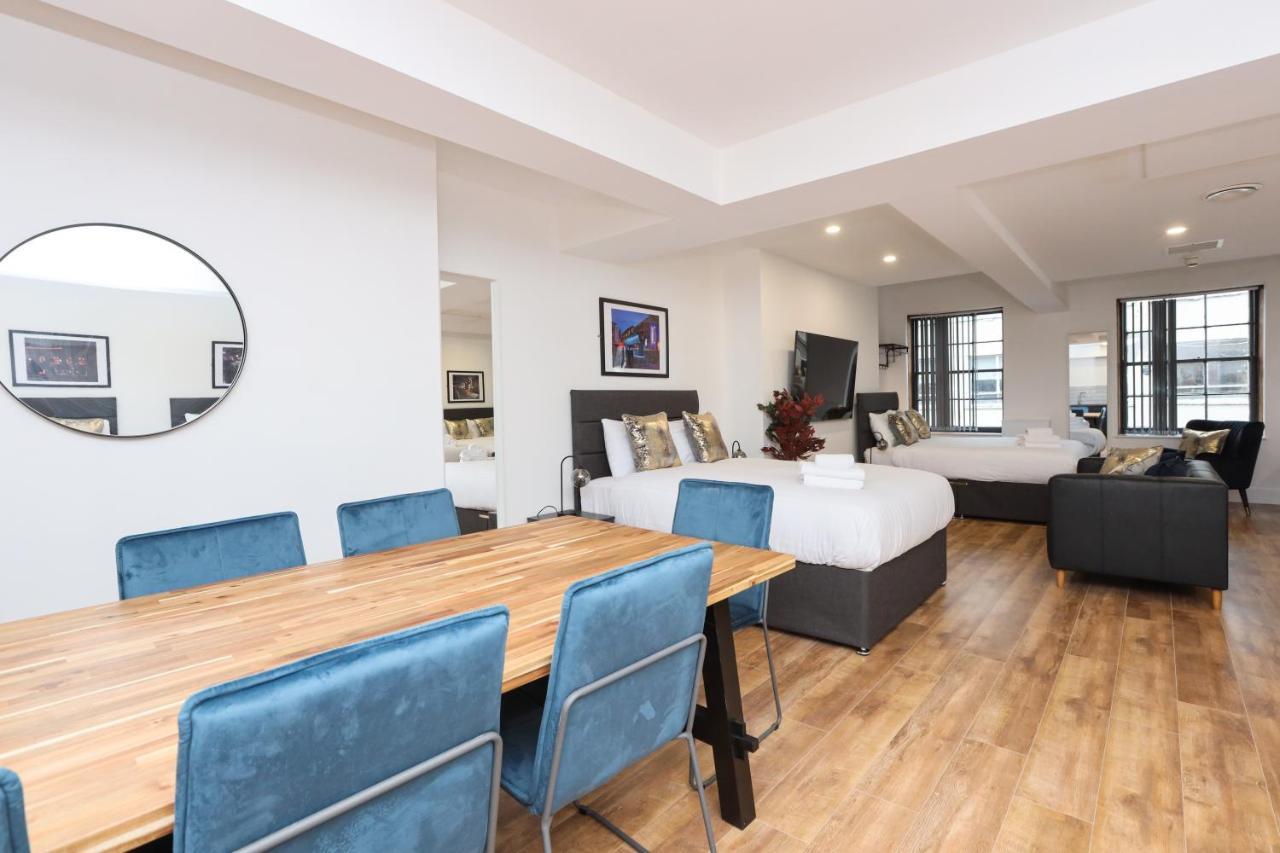 Concert Square Apartments By Happy Days Liverpool Bagian luar foto