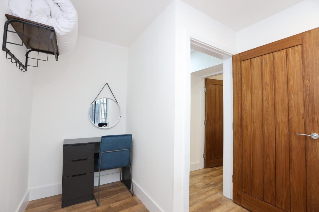 Concert Square Apartments By Happy Days Liverpool Bagian luar foto