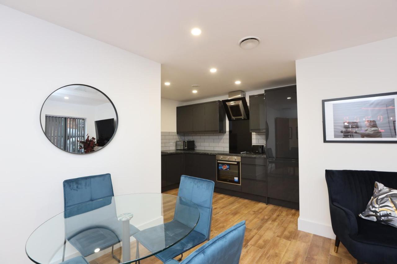 Concert Square Apartments By Happy Days Liverpool Bagian luar foto
