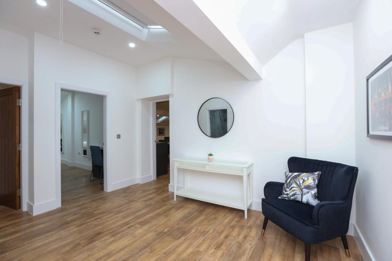 Concert Square Apartments By Happy Days Liverpool Bagian luar foto