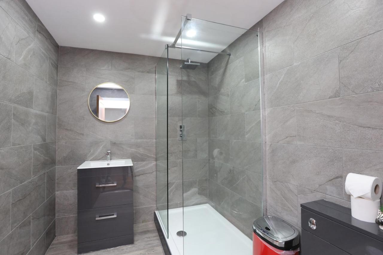 Concert Square Apartments By Happy Days Liverpool Bagian luar foto