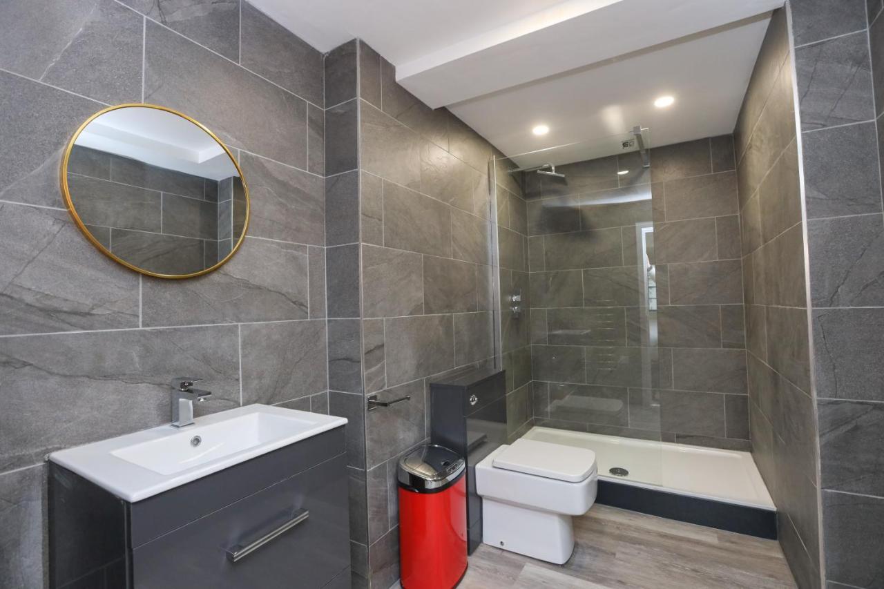 Concert Square Apartments By Happy Days Liverpool Bagian luar foto