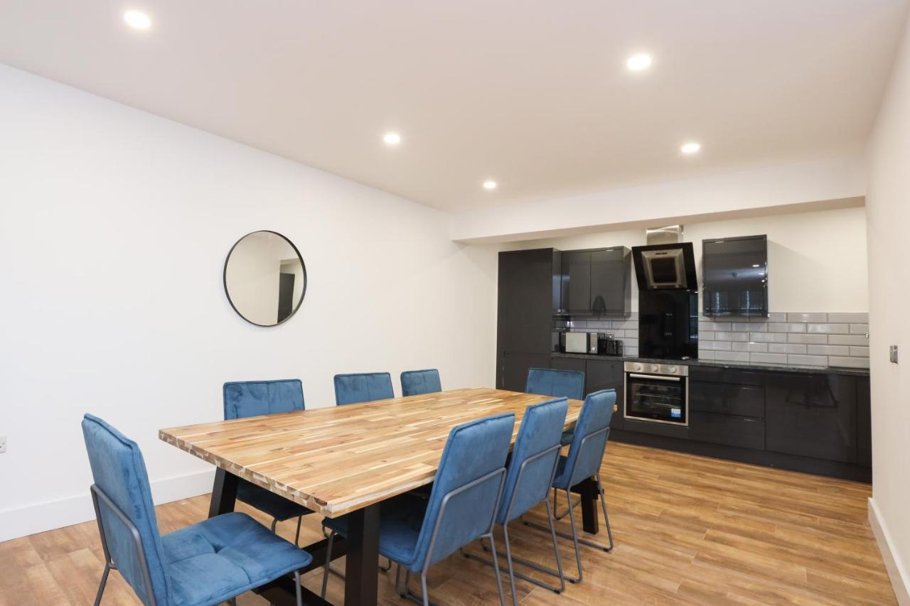 Concert Square Apartments By Happy Days Liverpool Bagian luar foto