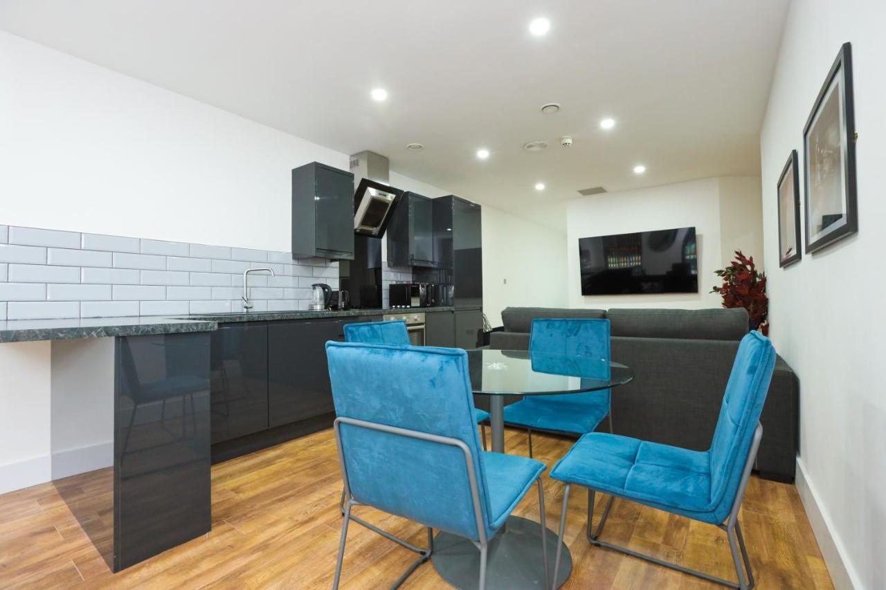 Concert Square Apartments By Happy Days Liverpool Bagian luar foto
